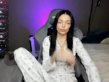 Chaturbate Sex Chat of mariella__adams