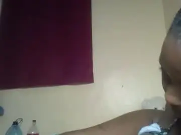 Chaturbate Live Sex Cam of x_melanine