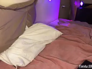 Chaturbate Live Sex Cam of eric_dark