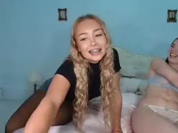 Chaturbate Free Porn Cam of itschanelxx