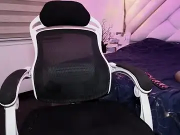 Chaturbate Watch Live Sex Cams of mia_gatesvg