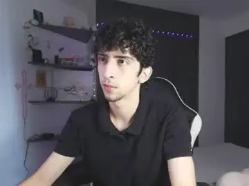 Chaturbate Live Sex Cam of vittorio_cerati