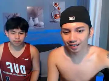 Chaturbate Live Sex Cam of xcigbatecum