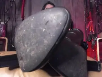 Chaturbate Sex Chat of carolinaarias_