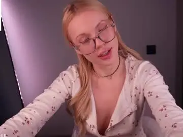 Chaturbate Live Sex Cam of cutebon