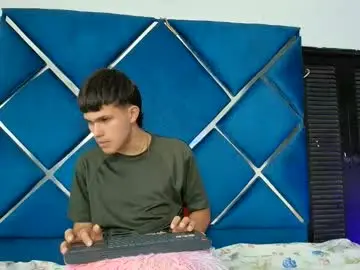 Chaturbate Best live sex cam show of edwinboys