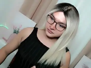 Chaturbate Watch Live Sex Cams of krezikeed