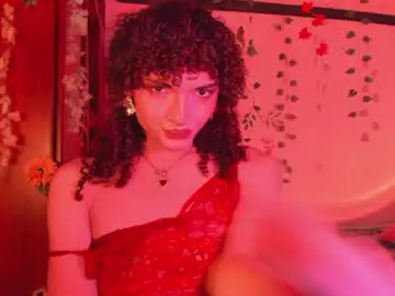 Chaturbate Free Porn Cam of lucianromeo17