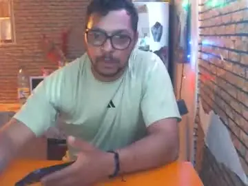 Chaturbate Free Live Porn of real_coupl3