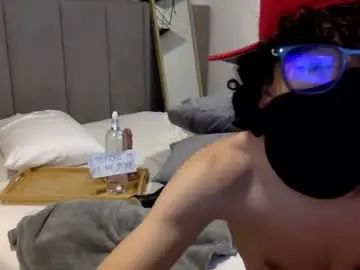 Chaturbate Sex Chat of tom_curioustraight
