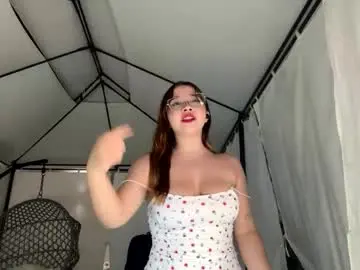 Chaturbate Nude Webcam of aliciawhite_nt
