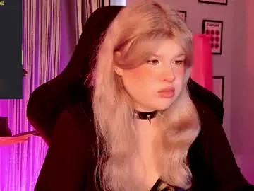 Chaturbate Live Sex Cam of lilithnelson