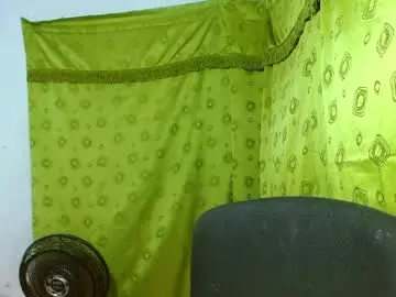 Chaturbate Live Porn of squirt_dirty_anal