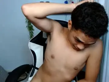 Chaturbate Watch Live Sex Cams of bigcock_moreno