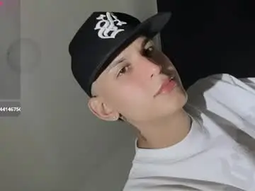 Chaturbate Free Porn Cam of jack_damxx
