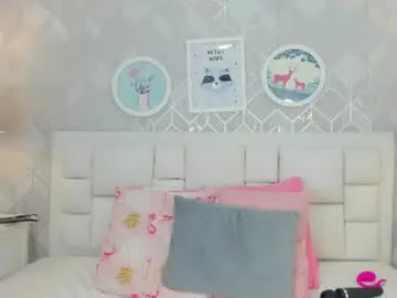Chaturbate Live Sex Cam of julietta_pink