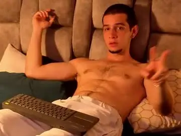 Chaturbate Free Porn Cam of isaacblaze_