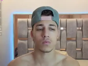 Chaturbate Live Sex of orionblaze69_