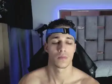 Chaturbate Adult Webcam of orionblaze69_