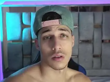 Chaturbate Live Sex Cam of orionblaze69_