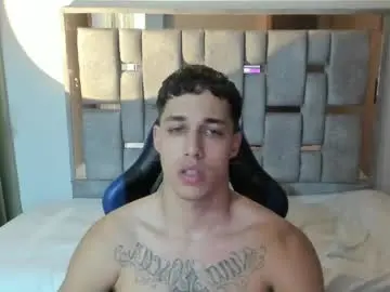 Chaturbate Free Porn Cam of orionblaze69_