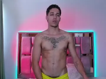 Chaturbate Nude Webcam of orionblaze69_