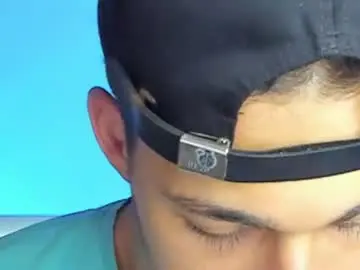 Chaturbate Best live sex cam show of orionblaze69_