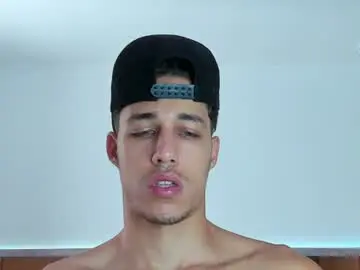 Chaturbate Live Sex of orionblaze69_