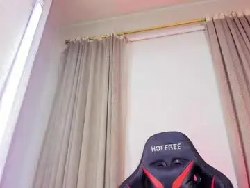 Chaturbate Adult Video Chat of aleja_hill