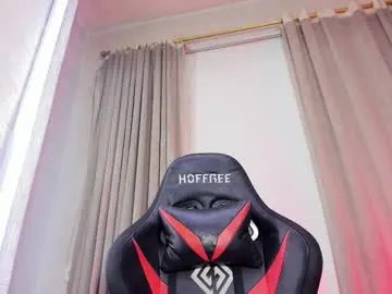 Chaturbate Best live sex cam show of aleja_hill