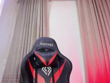 Chaturbate Adult Video Chat of aleja_hill