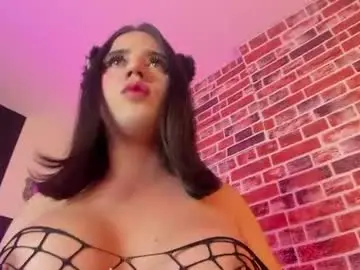 Chaturbate Live Sex Cam of aleja_hill