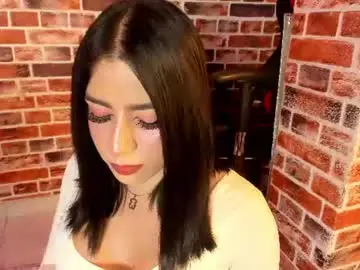 Chaturbate Live Porn of aleja_hill