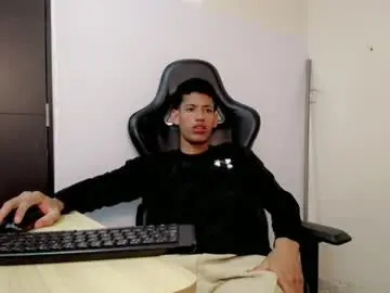 Chaturbate Watch Live Sex Cams of athlete_reese