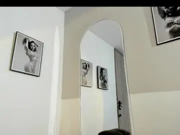 Chaturbate Watch Live Sex Cams of olivia_collisn