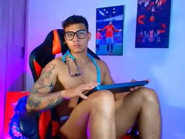 Chaturbate Private Sex Chat of evan_greey