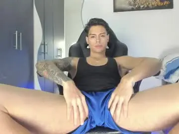Chaturbate Live Sex Cam of jeeanpii01