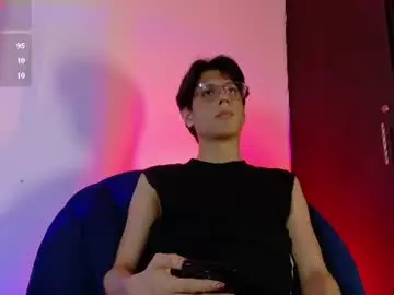 Chaturbate Watch Live Sex Cams of lui_x_dust