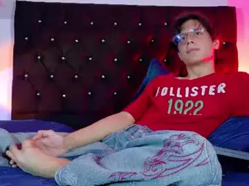 Chaturbate Free Live Porn of lui_x_dust