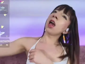 Chaturbate Live Sex Cam of miiaa_doll