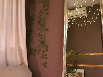 Chaturbate Nude Webcam of naomi_hotterr