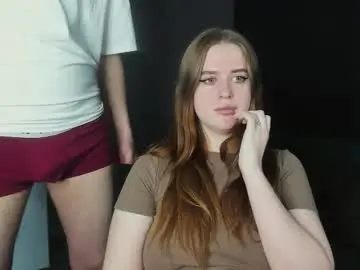 Chaturbate Live Sex Cam of robert_lisa