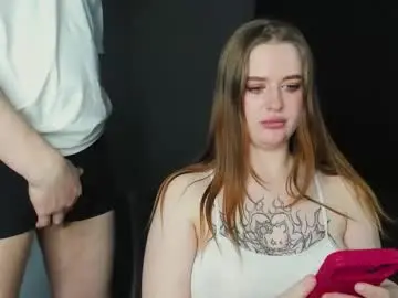 Chaturbate Live Sex Cam of robert_lisa