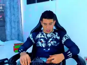 Chaturbate Live Porn of darell_theseo18