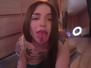 Chaturbate Live Sex Cam of deeptalkss_