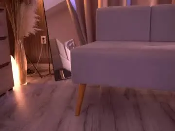 Chaturbate Live Sex Cam of deeptalkss_