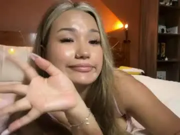 Chaturbate Live Sex Cam of immahawaii