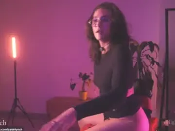 Chaturbate Watch Live Sex Cams of zarahlynch