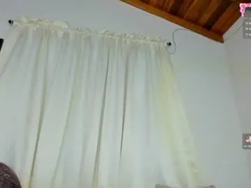 Chaturbate Sex Chat of koral_doll01