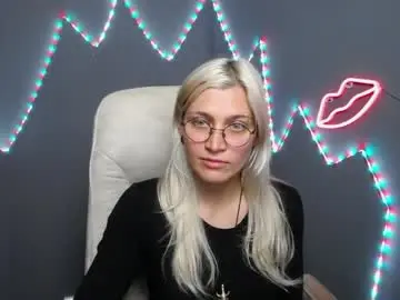 Chaturbate Live Sex Cam of rubydaviss